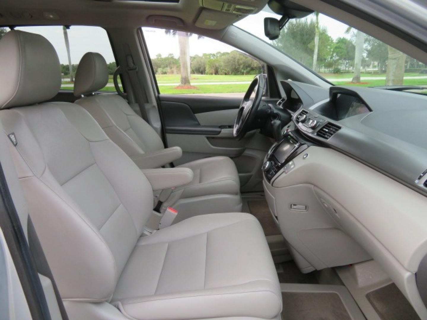 2014 Silver /GRAY Honda Odyssey EX-L (5FNRL5H68EB) with an 3.5L V6 SOHC 24V engine, 6-Speed Automatic transmission, located at 4301 Oak Circle #19, Boca Raton, FL, 33431, (954) 561-2499, 26.388861, -80.084038 - You are looking at Gorgeous Low Mileage 2014 Honda Odyssey EX-L Braunability Freedom Van Handicap Van Wheelchair Van Conversion Van with 25K Original Miles, Power Side Entry Ramp with Kneeling Van Function, Passenger Side Quick Lock System (same as ez lock), Quick Release Front Seats, Tie Down Syste - Photo#80